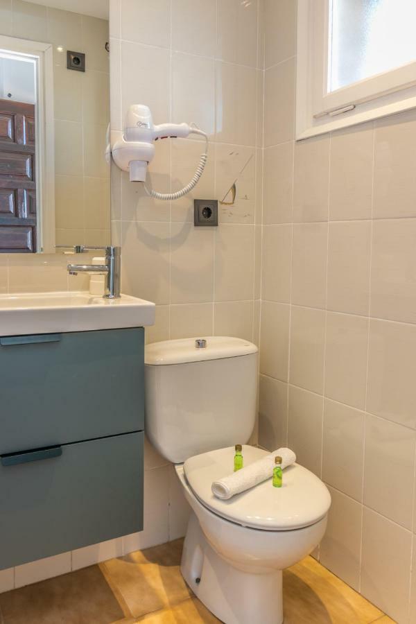 Holidays Penthouse Vues Panoramiques Sur Le Port Naval,Un Sejour Elegant Assure " Wifi Parquing Gratuit Росас Экстерьер фото